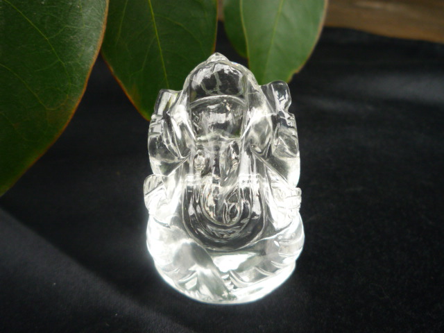 Clear Quartz Ganesha amplification of one's intention, programmablity, clearing, cleansing, healing, memory enhancement, magnification of ambient energies 4208